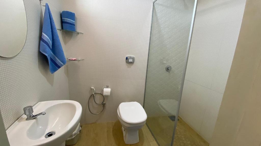 Agradable dormitorio en suite con estacionamiento privado photo 1