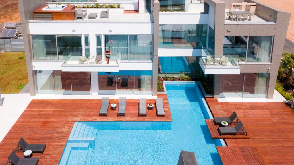 Cove Seaview Villas - Nautica photo 1