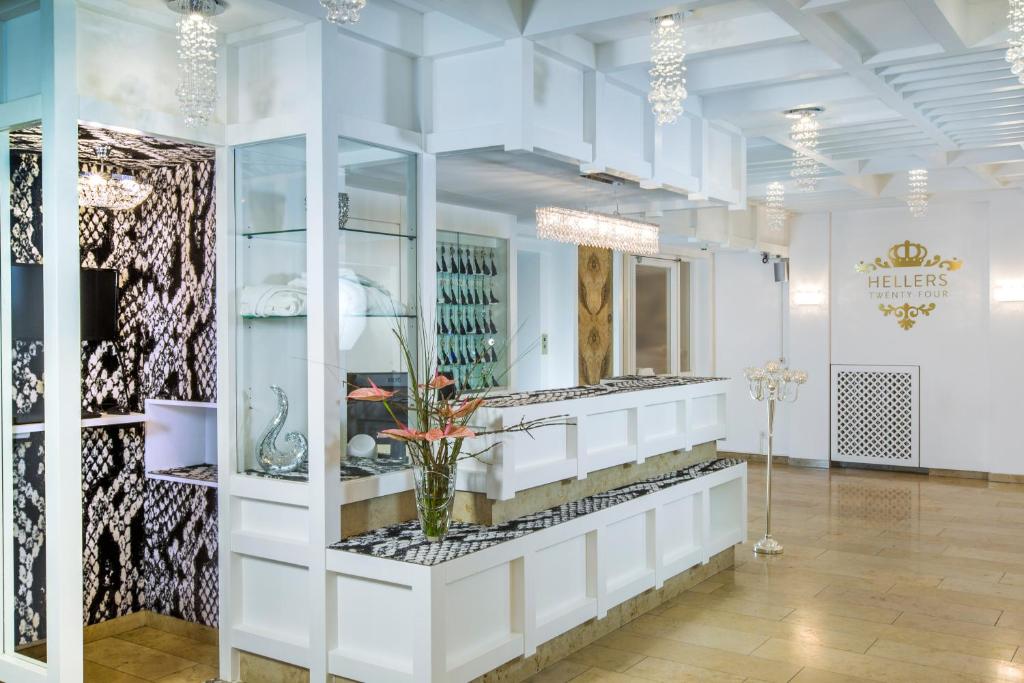 Hotel Hellers Twenty Four II -24h-Check-In- photo 4