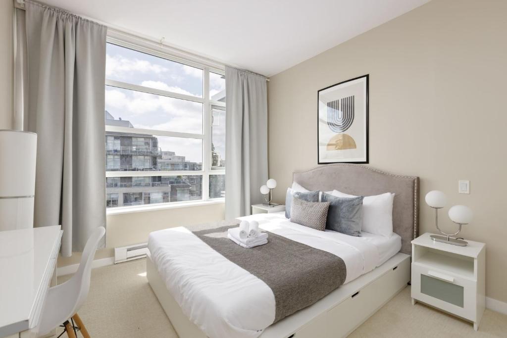 Lovely 2 Bedroom condo with indoor Fireplace for 6 photo 2