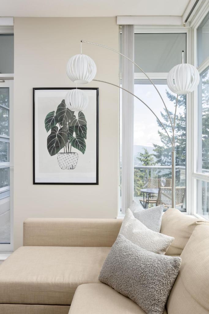 Lovely 2 Bedroom condo with indoor Fireplace for 6 photo 3