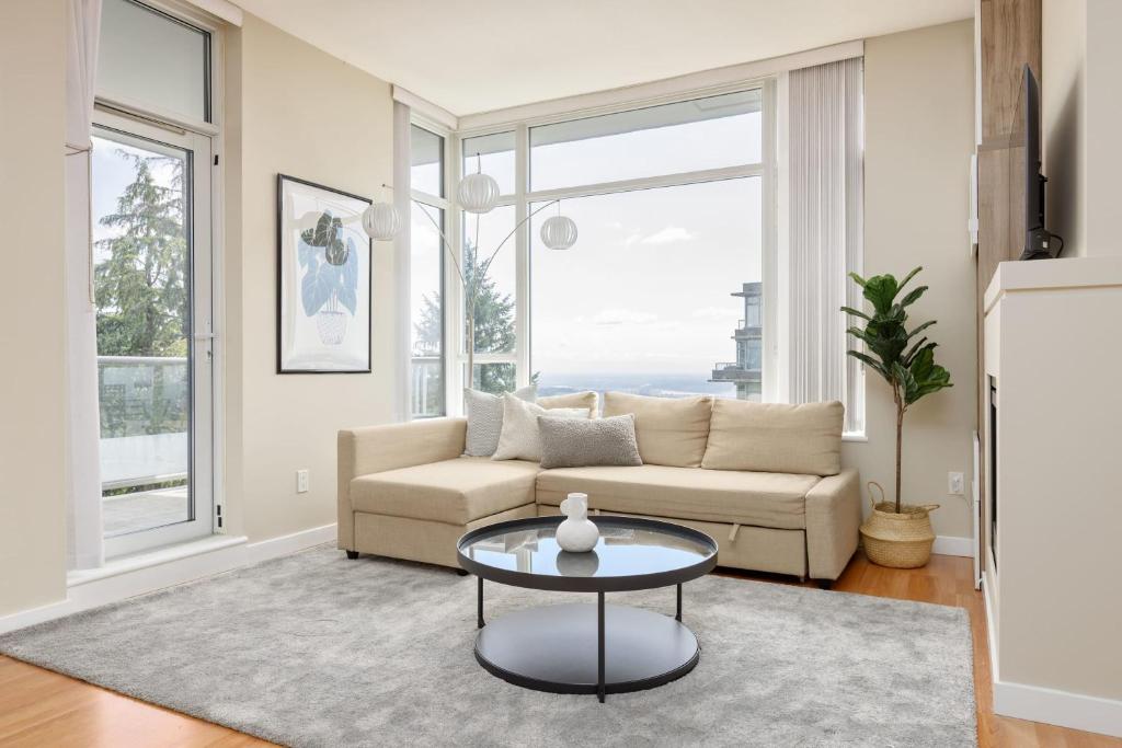 Lovely 2 Bedroom condo with indoor Fireplace for 6 photo 4