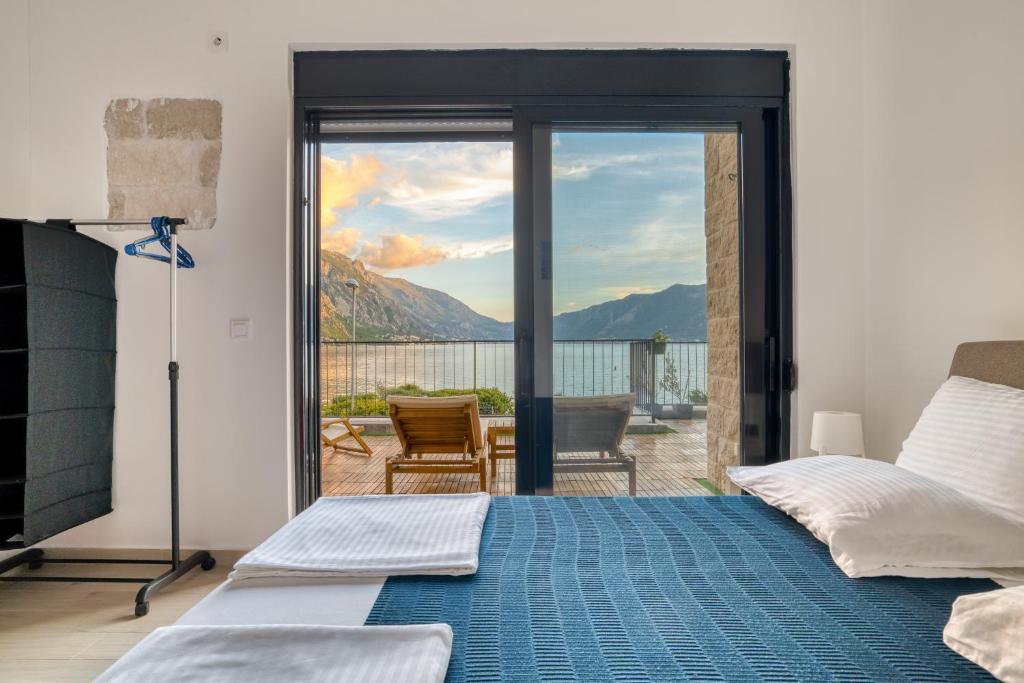 Beachfront Villa Nautica photo 1