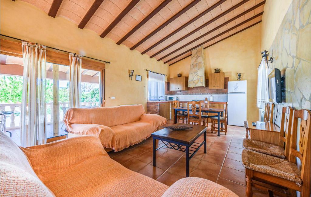 Amazing Home In Caravaca De La Cruz With Outdoor Swimming Pool And 3 Bedrooms photo 3