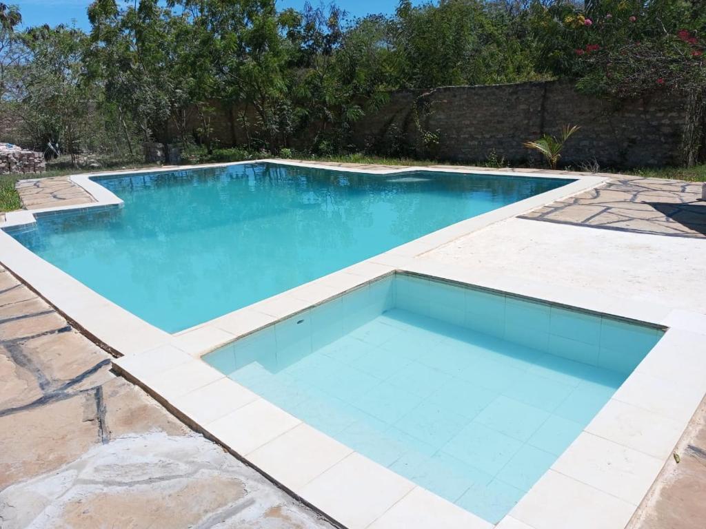 Fred Hunter Villa photo 2