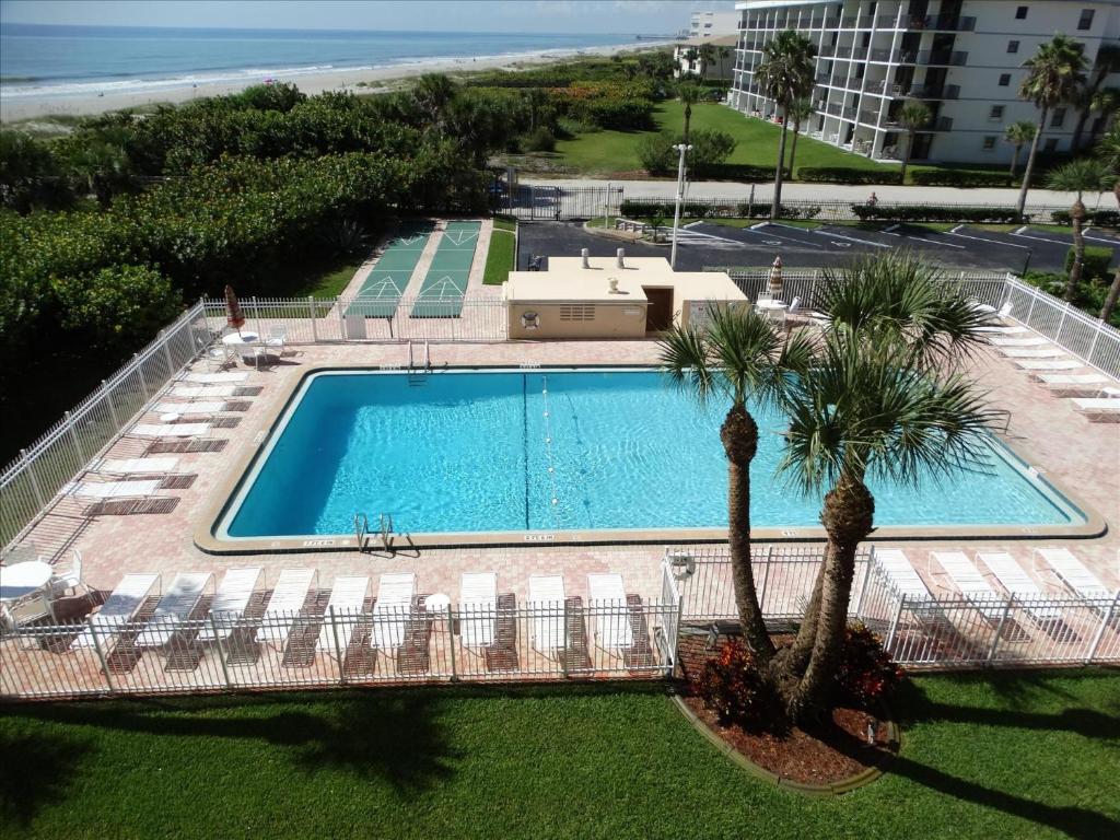 Canaveral Towers Oceanfront 402! photo 3