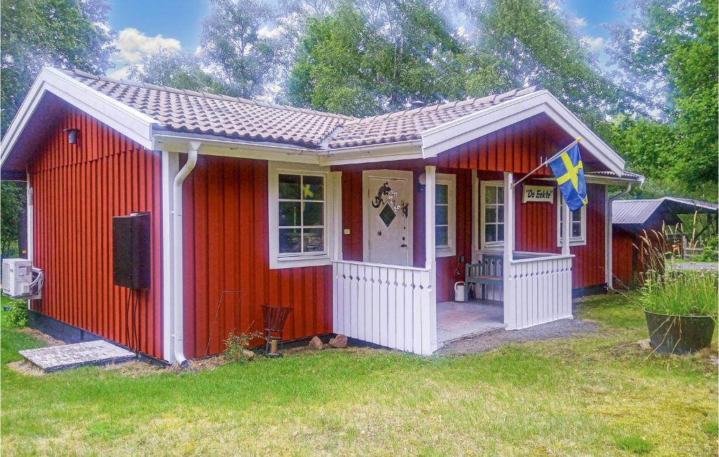 Awesome Home In Rke With 2 Bedrooms And Wifi
