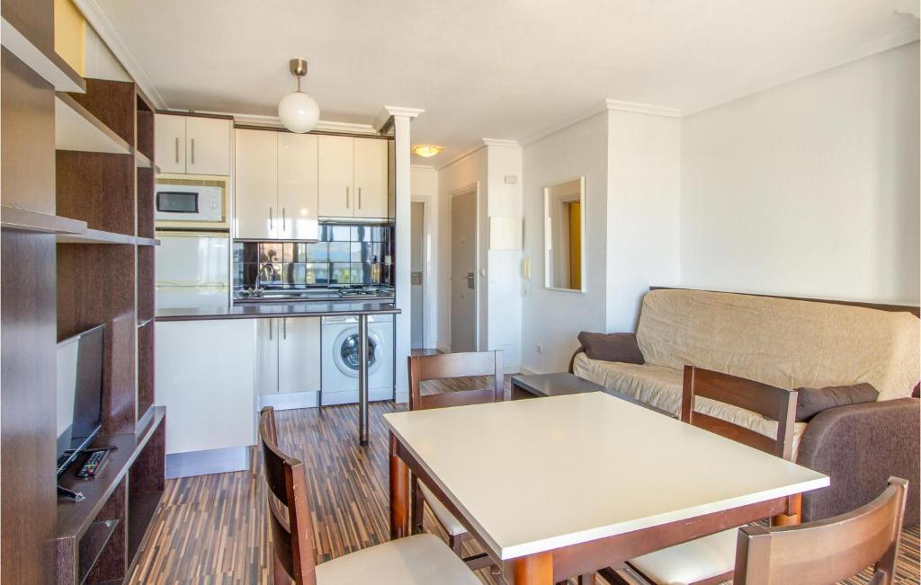 Awesome Apartment In La Manga With Outdoor Swimming Pool, Wifi And 1 Bedrooms photo 4