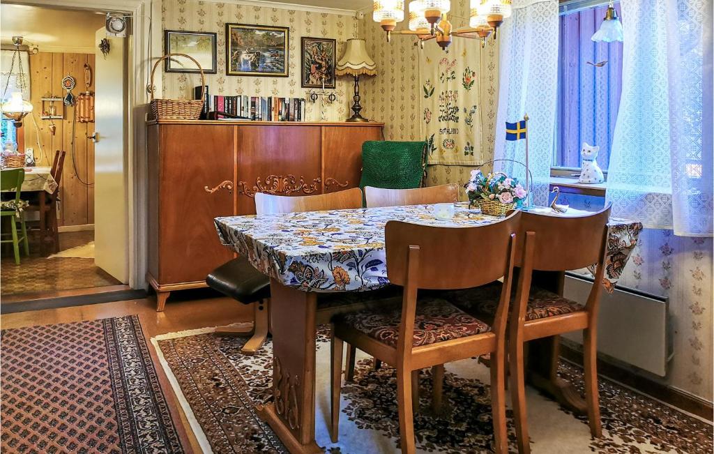 Beautiful Home In Lnneberga With 2 Bedrooms photo 2
