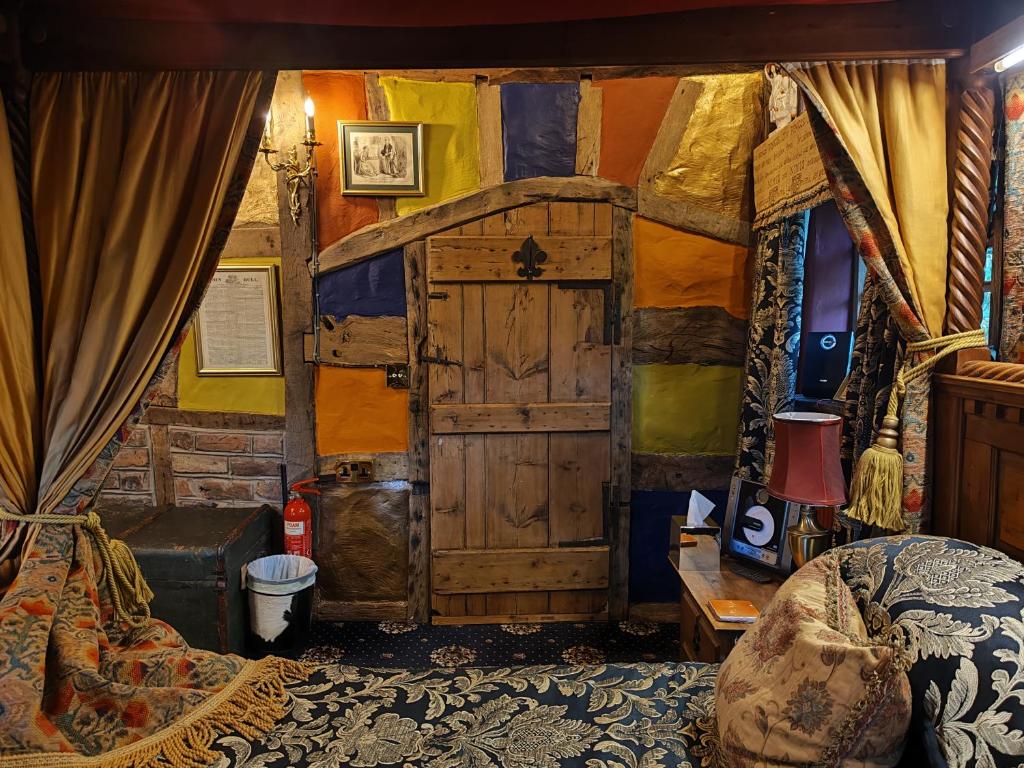 Wizards Thatch Luxury Suites photo 1