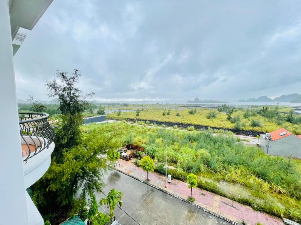 Khách Sạn Cao Sơn Cẩm Phả photo 2