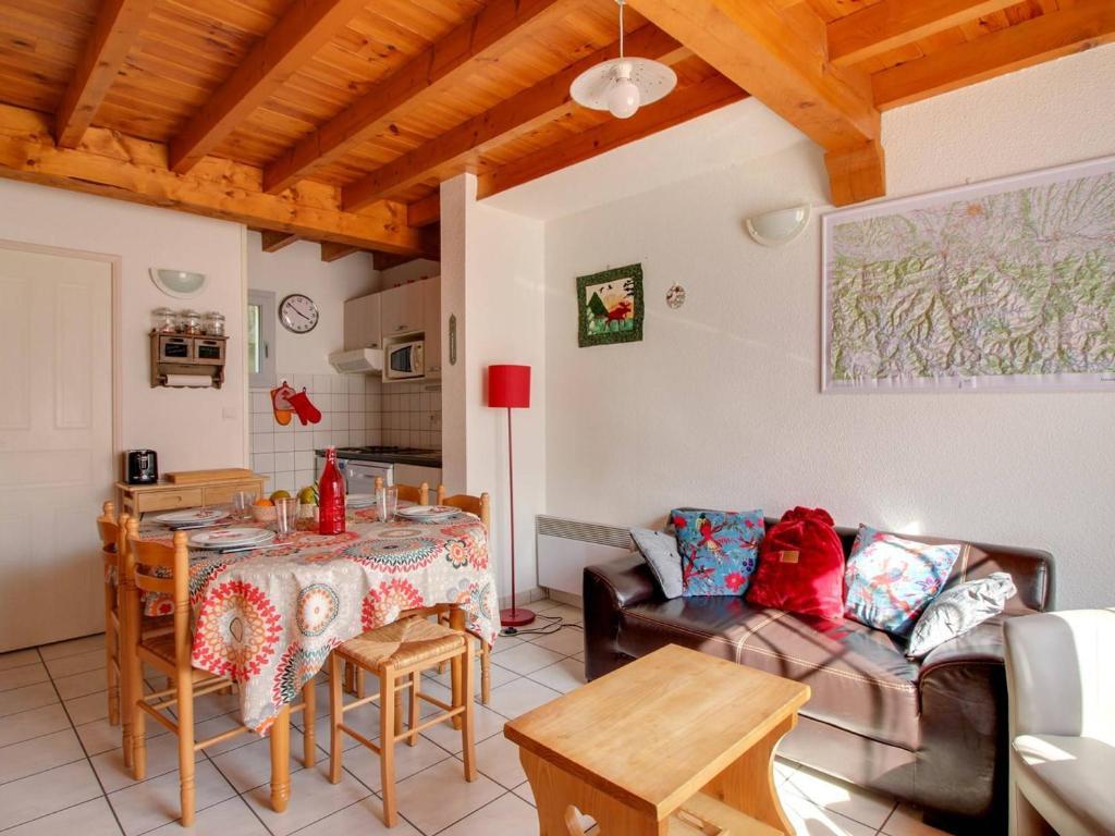 Appartement Esquièze-Sère, 4 pièces, 6 personnes - FR-1-402-90 photo 1