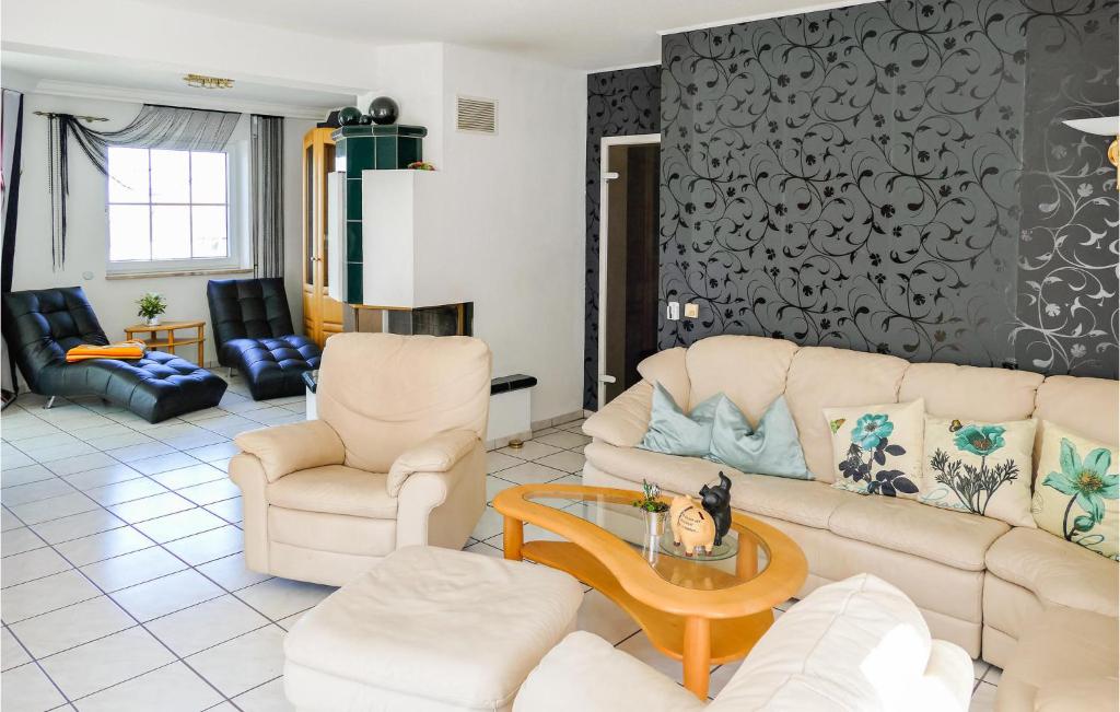Awesome Apartment In Wernrode With Wifi And 2 Bedrooms photo 1