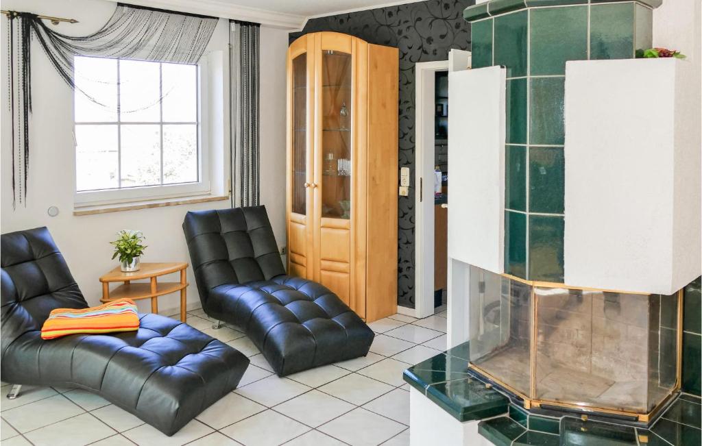 Awesome Apartment In Wernrode With Wifi And 2 Bedrooms photo 2
