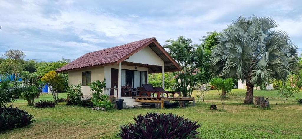 TK Beach Resort Koh Mak photo 2