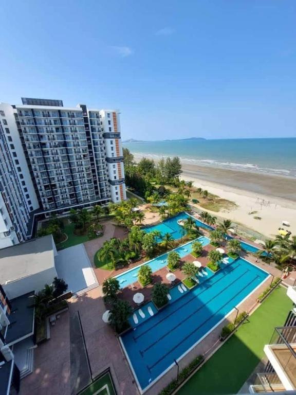 Timurbay Seaview Resident Studio with 1 BR Family Suite