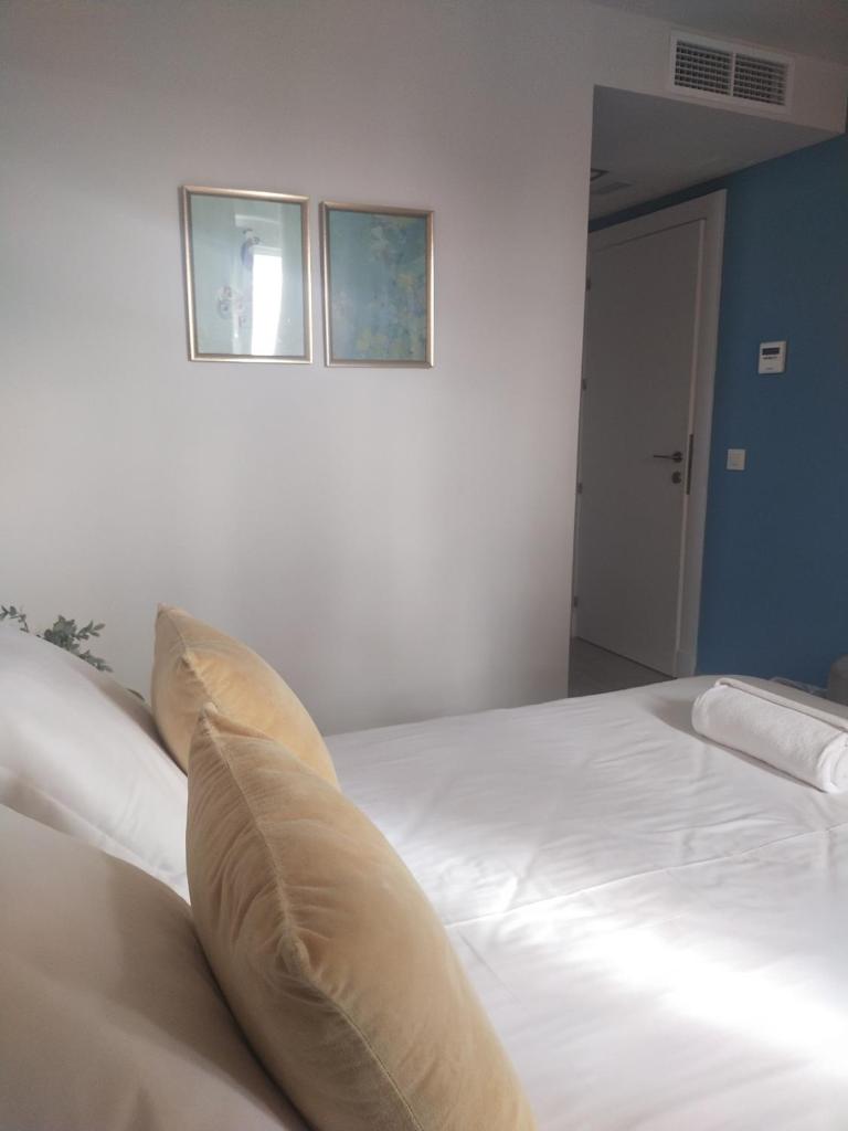 Punta Carnero Hostal singular photo 2
