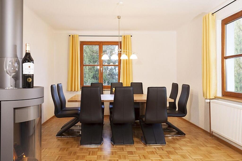 Schwarzwaldhaus24 - Ferienhaus mit Sauna, Whirlpool und Kamin photo 3