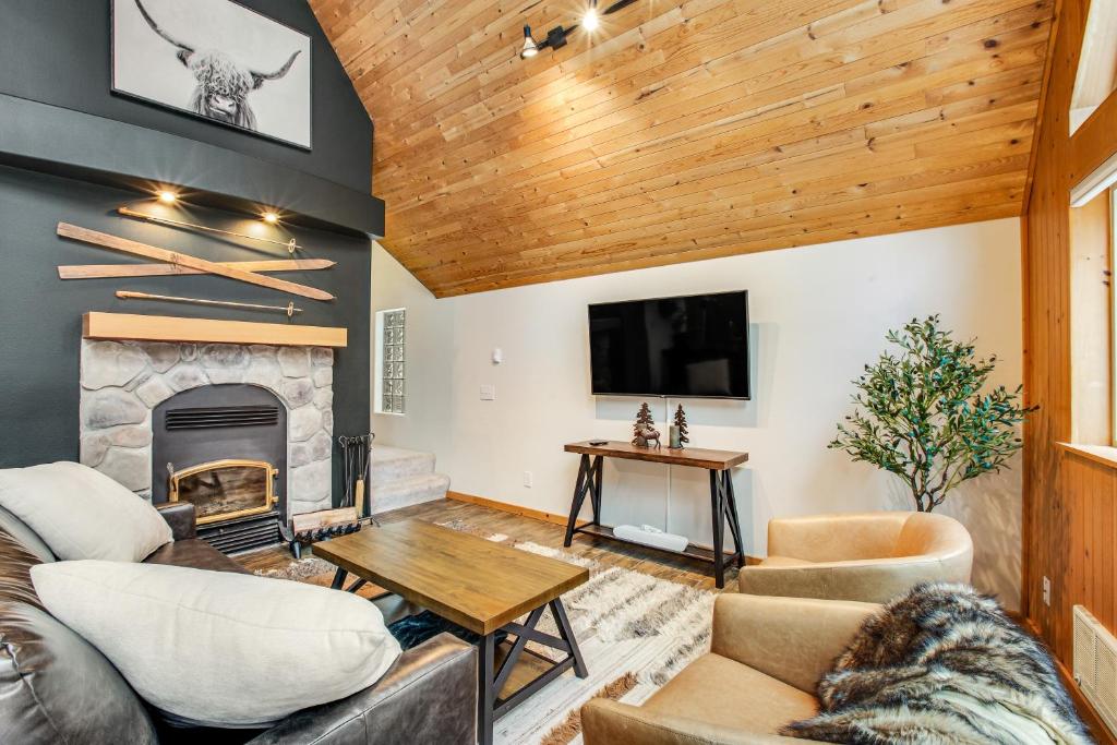Snoqualmie Summit Chalet photo 4
