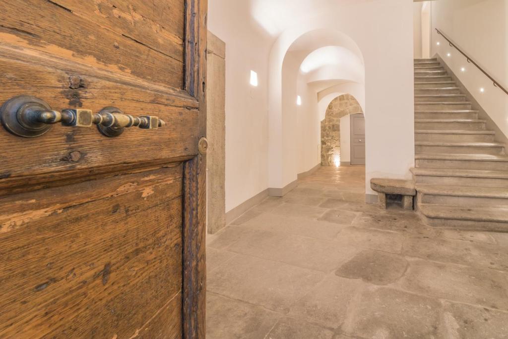 Tuscus Apartments photo 2