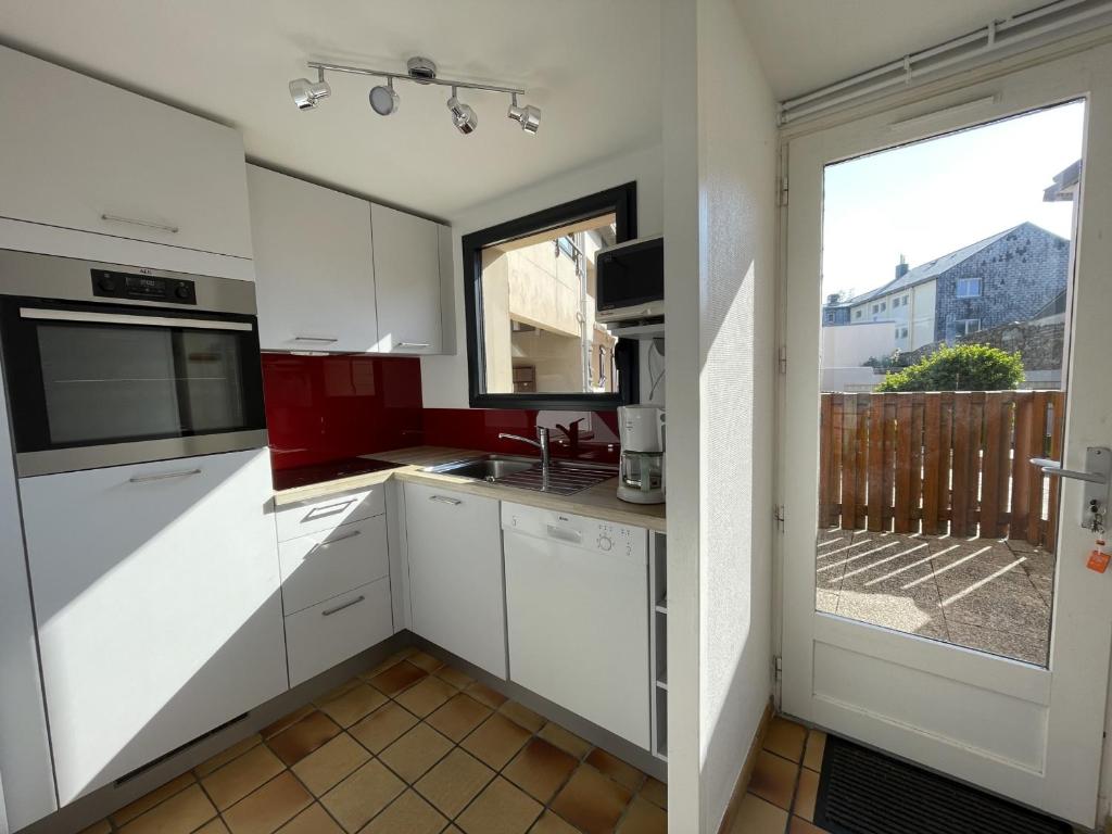 Appartement Saint-Pair-sur-Mer, 3 pièces, 5 personnes - FR-1-361-456 photo 1