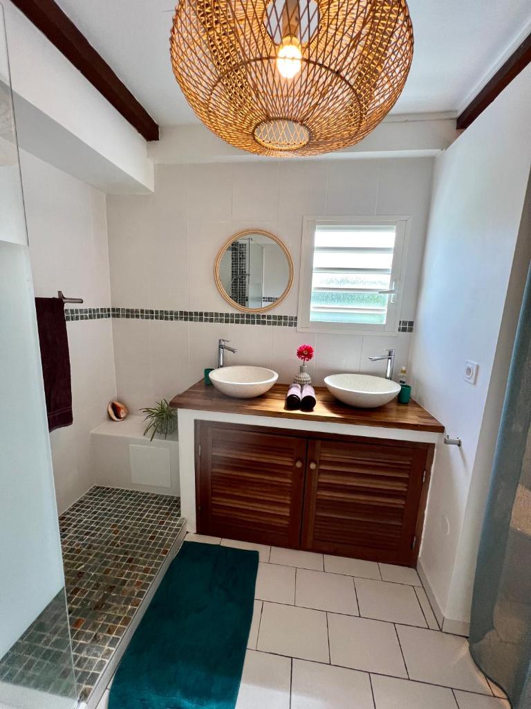 JOLIE CREOLE- Villa sur le lagon photo 2