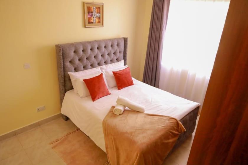 Lux Suites Greatwall Gardens Apartments photo 3