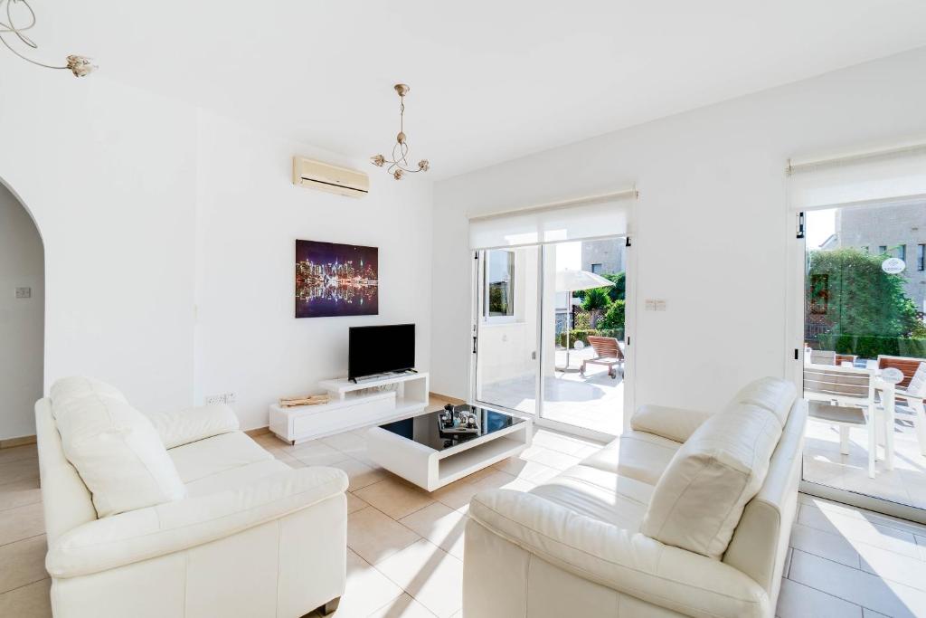 Bungalow Summerside by Ezoria Villas photo 3