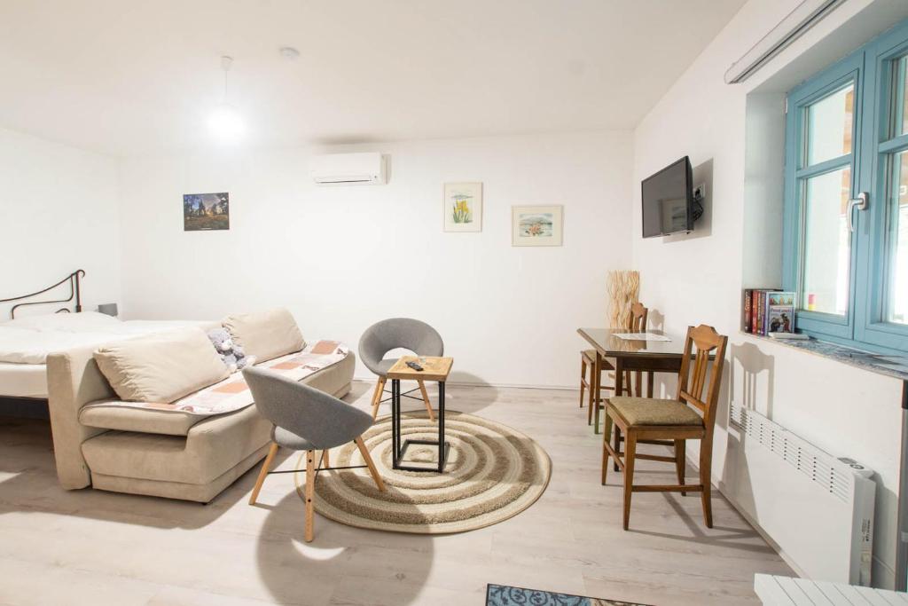 Apartmány Uprostřed zeleně photo 3