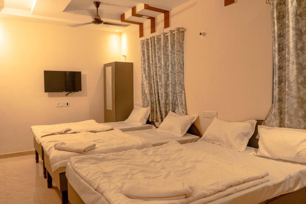 Anandvan Beach Resort photo 4