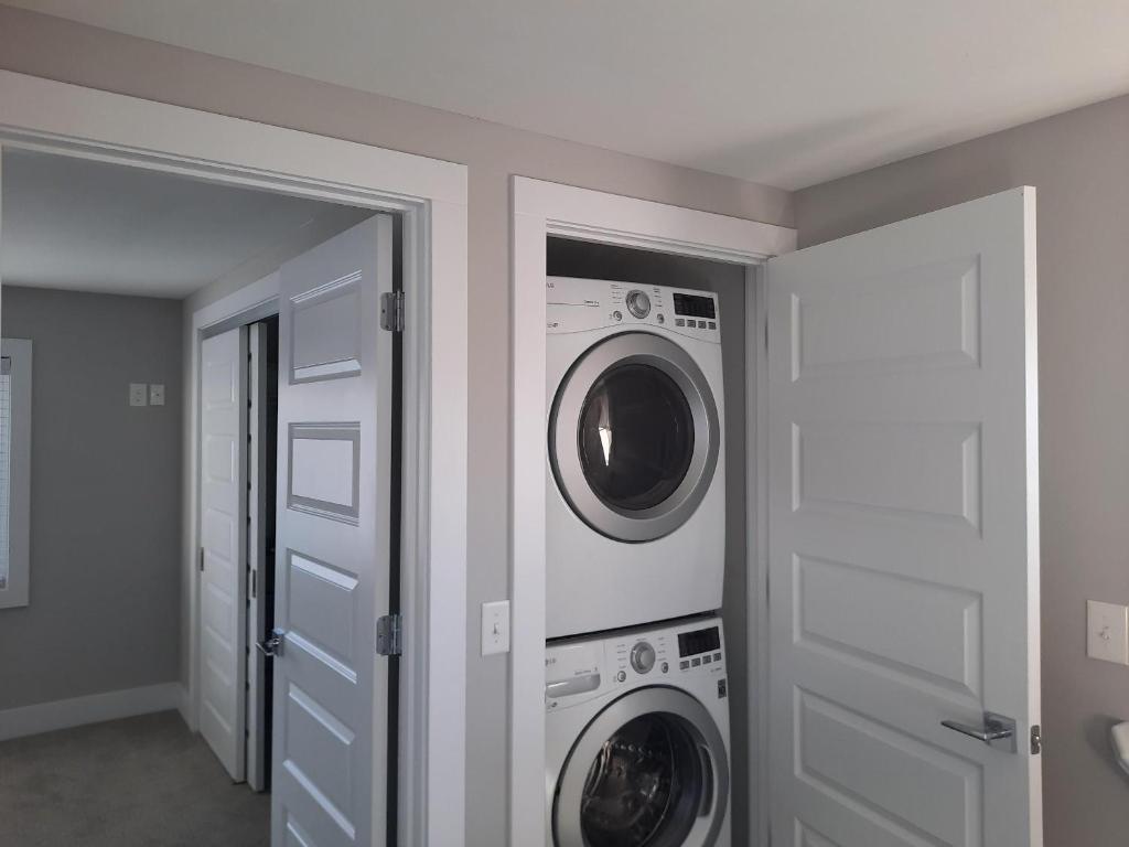 Portside Condos #3 - Grand Haven photo 3