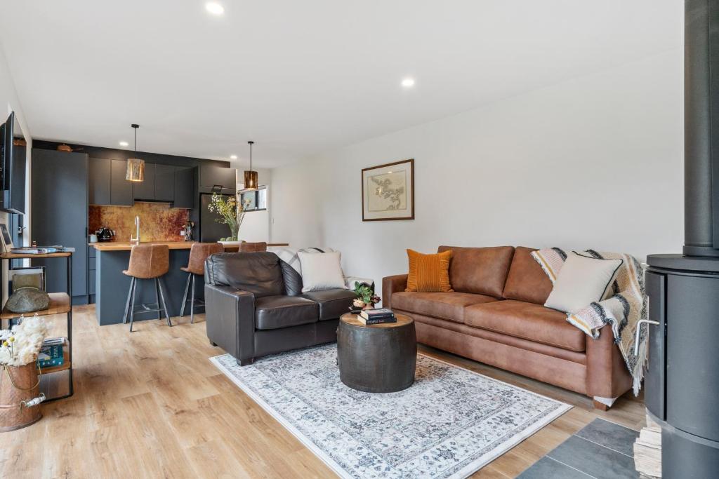 The Hide On Cloudy Room Type - Two-Bedroom House