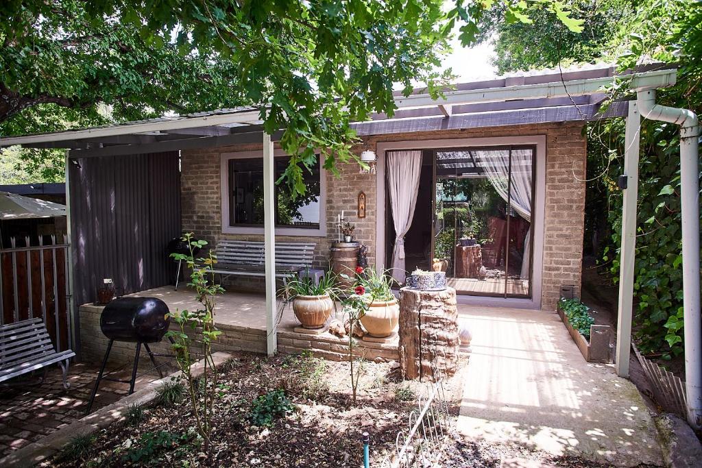 Gods Gift cottage and Mattaniah Cottage photo 4