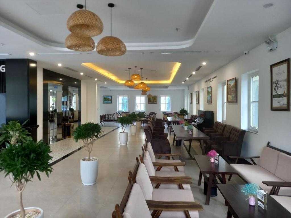 INDOTEL HALONG HOTEL