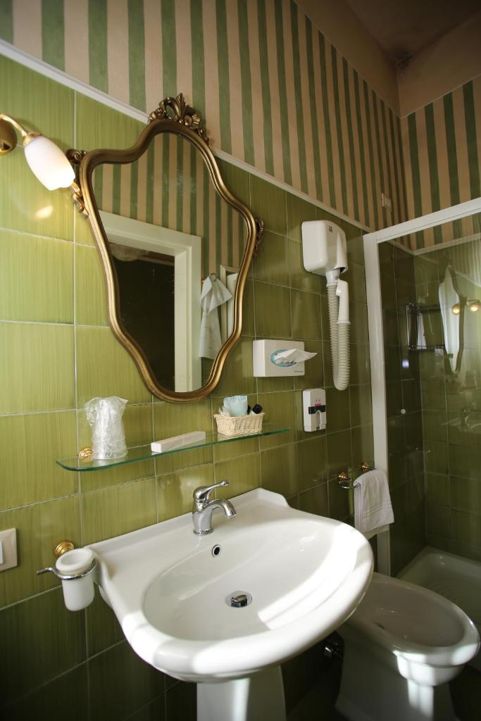 Hotel Gennarino Room Type - Double or Twin Room