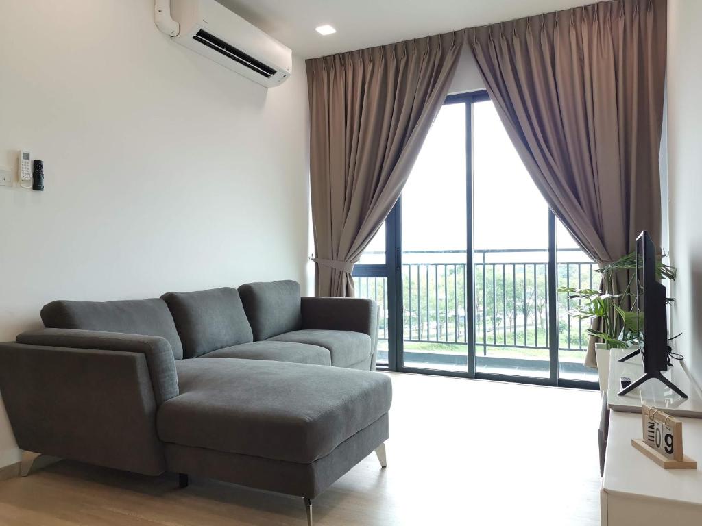 3 bedrooms condo with pools, gym, wifi & washer photo 1