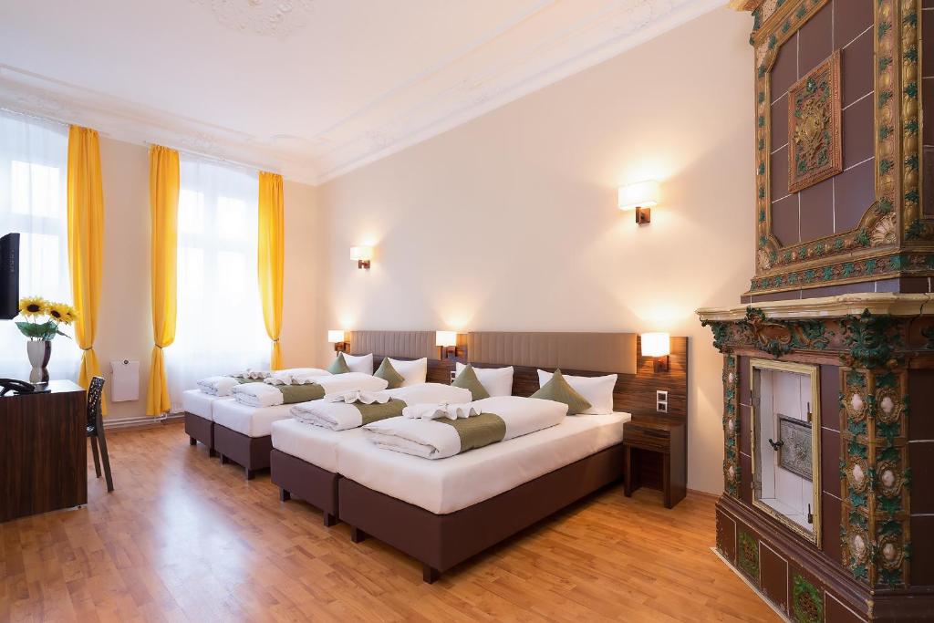 Четырехместный (Четырехместный номер), Hotel Abendstern