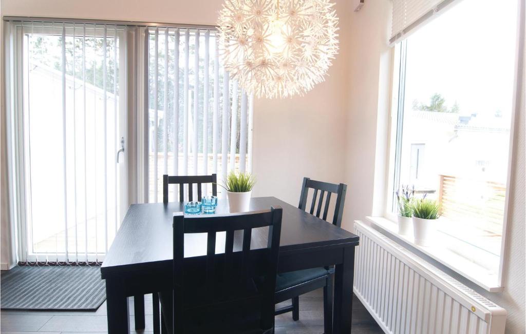 Amazing Home In Gotlands Tofta With 2 Bedrooms photo 1