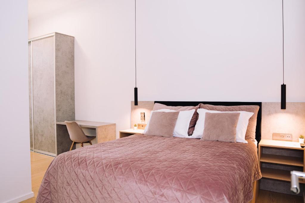 Luxury wellness apartment SHA - Tap to explore photos