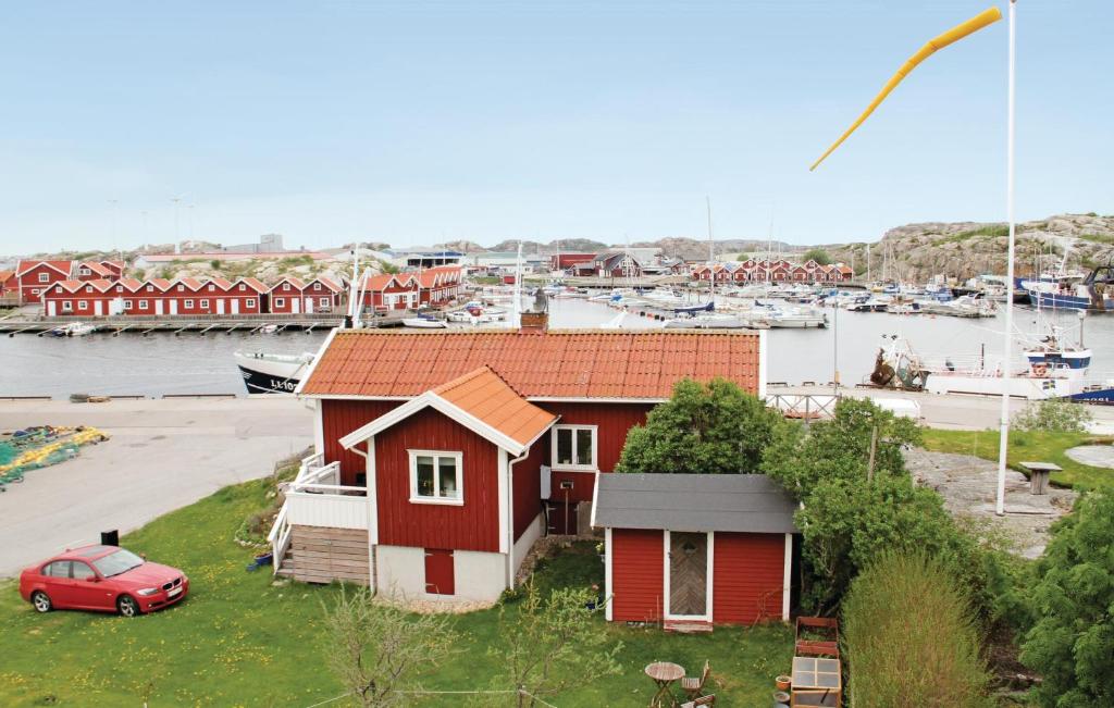 Stunning Home In Rnnng With 2 Bedrooms And Wifi