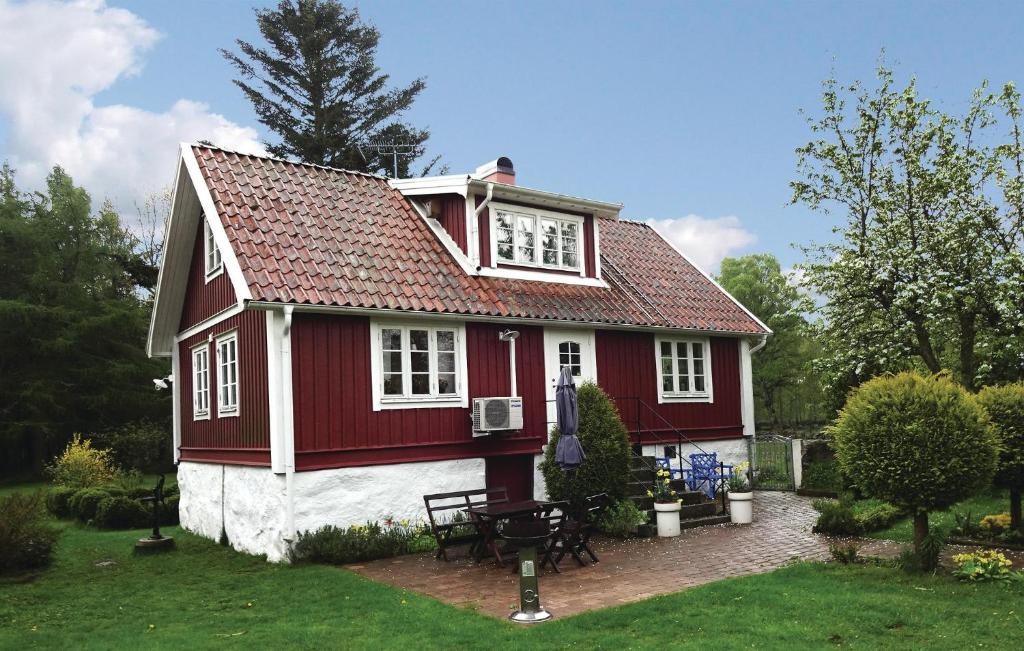 Awesome Home In Slvesborg With 3 Bedrooms And Wifi photo 2