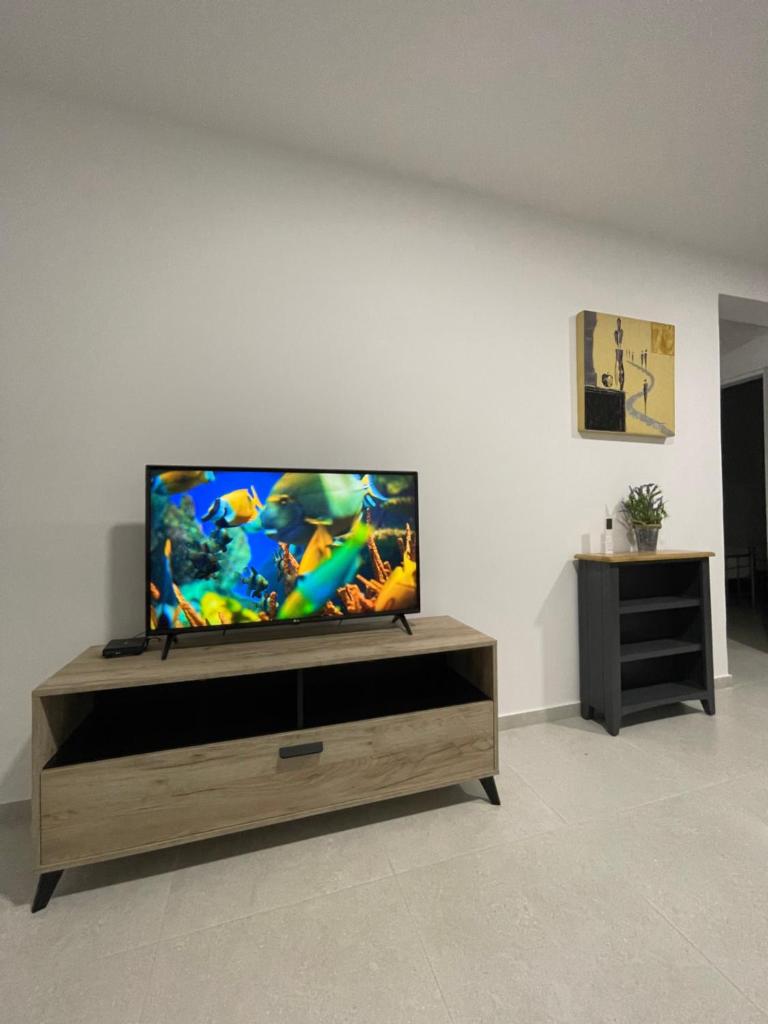 Lovely 2-bedroom apartment, newly renovated photo 2