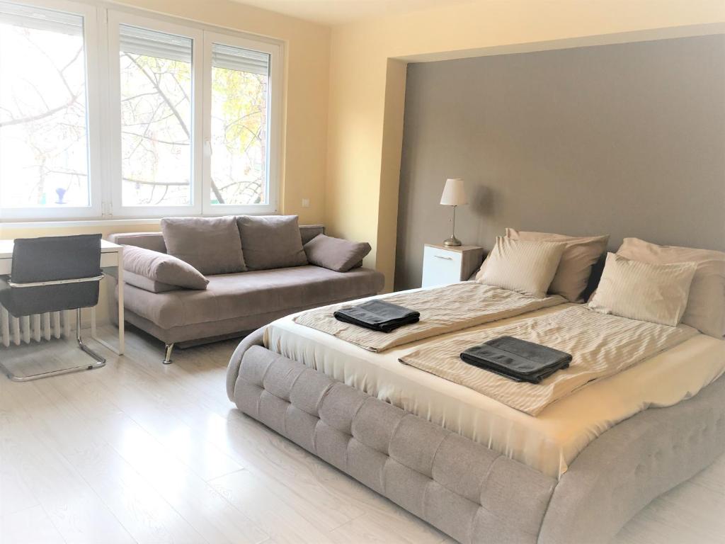 Brand new apartment in the center photo 3