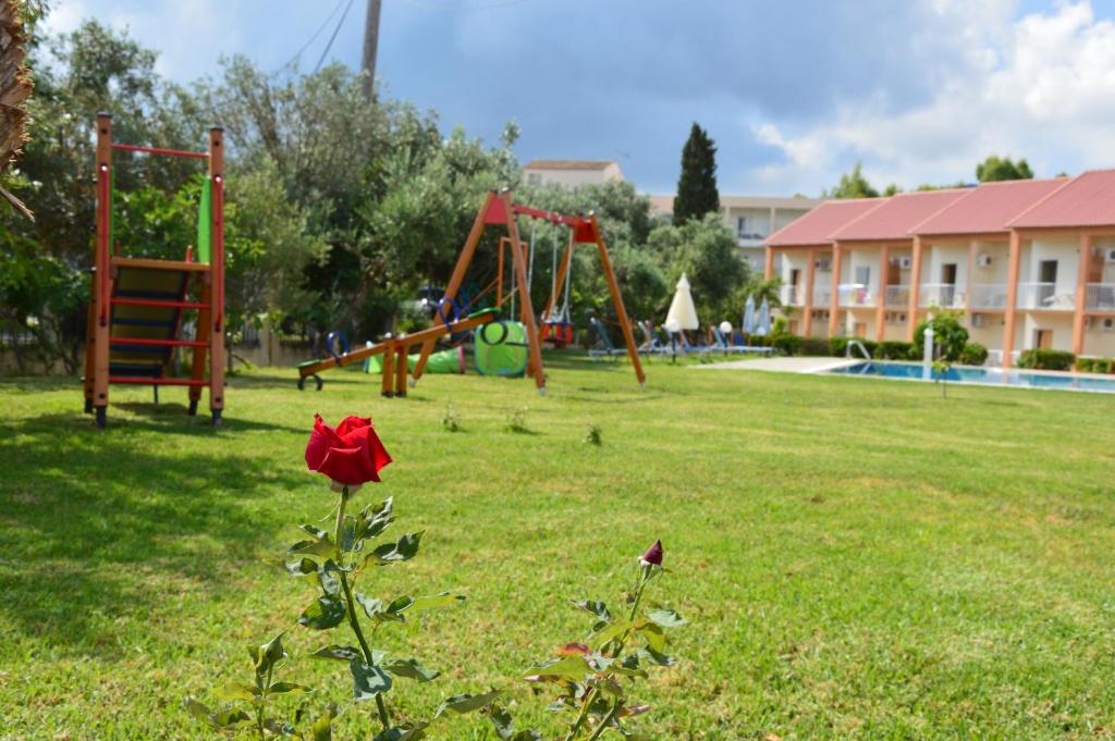 Aggelos Family Hotel photo 2