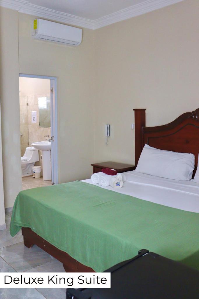 Hotel Enrique II Zona Colonial, Bed and Breakfast photo 3