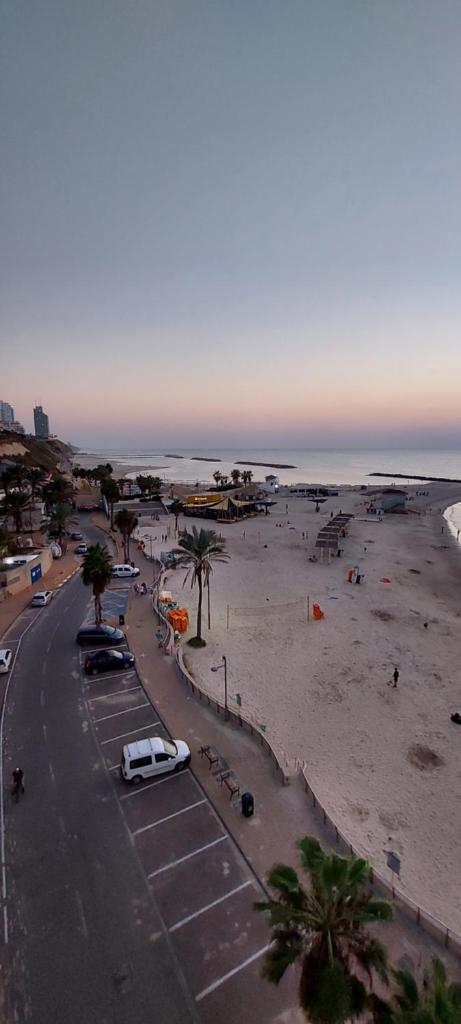 מגדל C1 photo 2