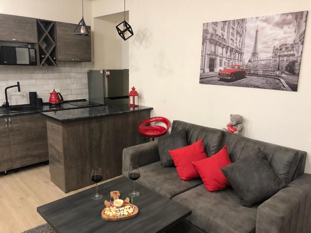 Karen's Dom & Terrace photo 1