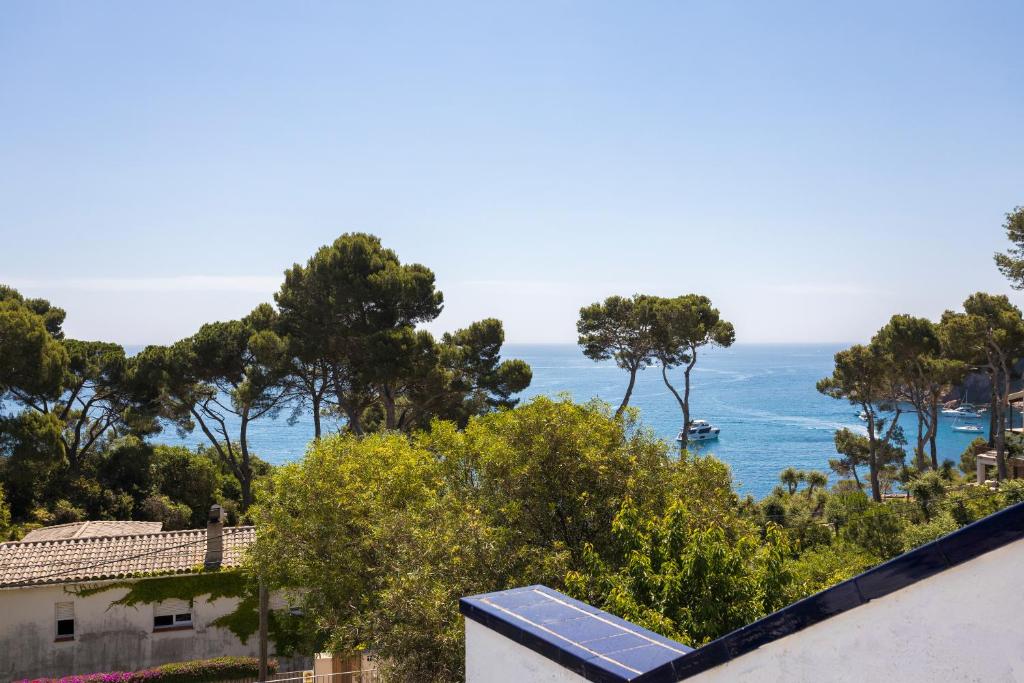 Luxury villa in front of the sea ROSITA photo 2