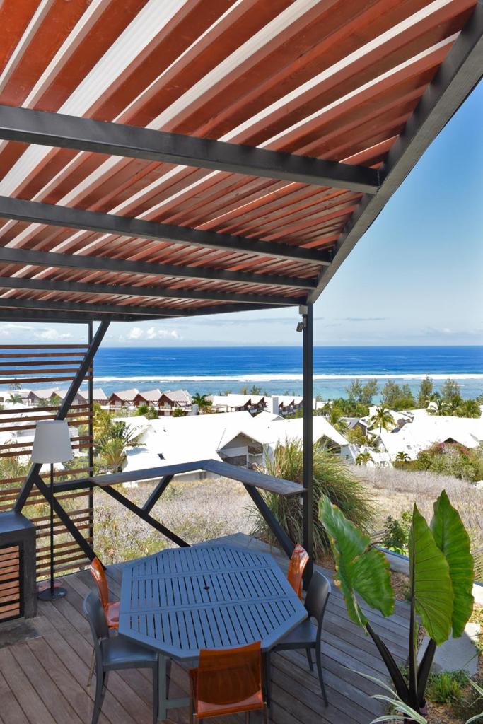 Vue exceptionnelle sur le lagon, sunsets magiques - Isleda Villas - 5* photo 4