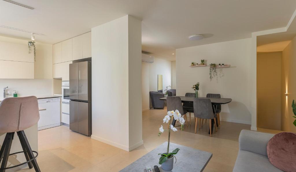 The Pearl of Nachlaot Apartments photo 2